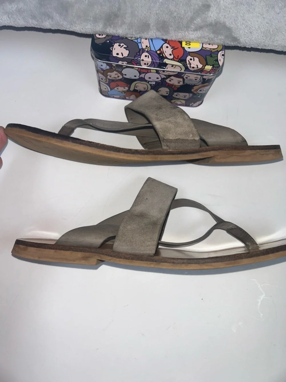 Vince grey Suede Wide Strap Tan Leather Thong Sandal - Picture 8 of 10